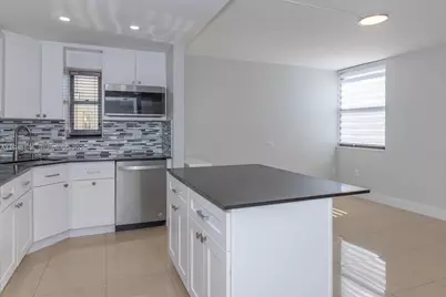 20291 NE 30th Ave #PH08, Aventura, FL 33180 - Photo 5