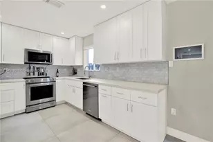 16275 SW 97th St, Miami, FL 33196 - Photo 13