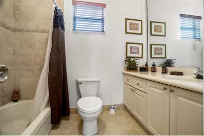 865 NE 208th Ter, Miami, FL 33179 - Photo 21