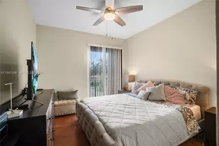 4926 Spinnaker Dr, Dania Beach, FL 33312 - Photo 23