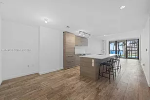 650 NE 32nd St, Miami, FL 33137 - Photo 11