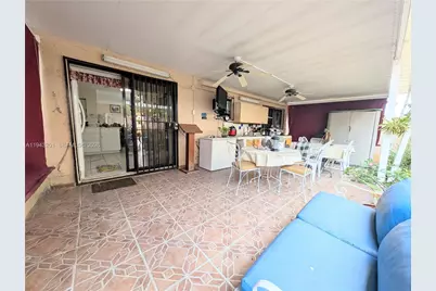 7801 W 29th Way #102, Hialeah, FL 33018 - Photo 27