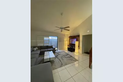 1625 N 15th Ter #1625, Hollywood, FL 33020 - Photo 5