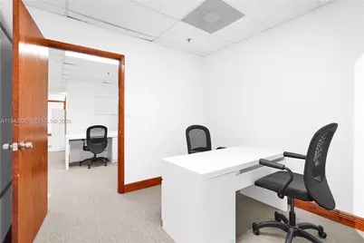 12550 Biscayne Blvd #304B, North Miami, FL 33181 - Photo 23