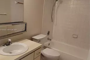 9004 SW 137th St, Miami, FL 33176 - Photo 13