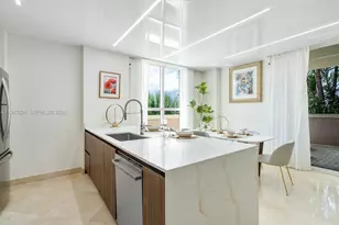 17555 Atlantic Blvd, Sunny Isles Beach, FL 33160 - Photo 9
