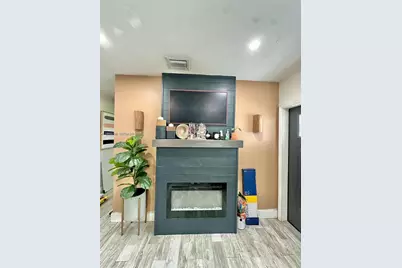 651 E 38th St, Hialeah, FL 33013 - Photo 5