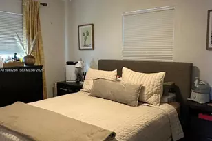 651 E 38th St, Hialeah, FL 33013 - Photo 13