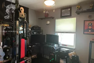 651 E 38th St, Hialeah, FL 33013 - Photo 15