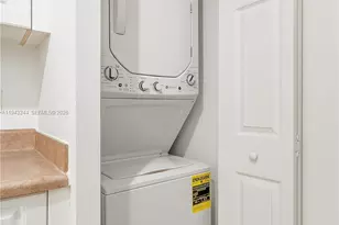 17150 N Bay Rd, Sunny Isles Beach, FL 33160 - Photo 11