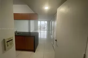 1750 N Bayshore Dr, Miami, FL 33132 - Photo 9