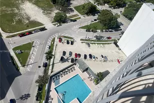 1750 N Bayshore Dr, Miami, FL 33132 - Photo 27