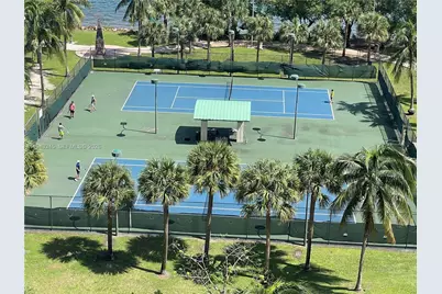 1750 N Bayshore Dr #2810, Miami, FL 33132 - Photo 35