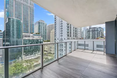 1010 Brickell Ave #1405, Miami, FL 33131 - Photo 25