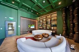 11 NE 6th St, Miami, FL 33132 - Photo 35