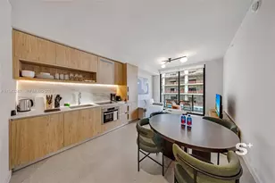 11 NE 6th St, Miami, FL 33132 - Photo 1