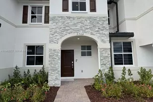 2708 SE 26th Ave, Homestead, FL 33035 - Photo 1