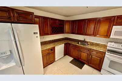 2750 NE 183rd St #906, Aventura, FL 33160 - Photo 23