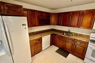 2750 NE 183rd St, Aventura, FL 33160 - Photo 23