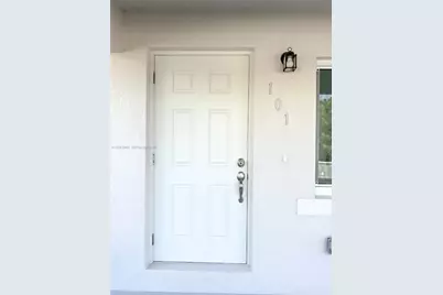 715 N 59th Ave #101, Hollywood, FL 33021 - Photo 7