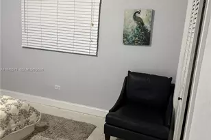 1610 N Hayes Str, Hollywood, FL 33020 - Photo 5