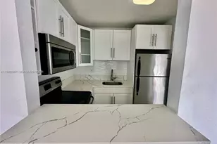 241 SE 9th Ave, Pompano Beach, FL 33060 - Photo 15