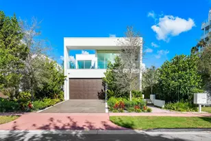 1011 W 48th St, Miami Beach, FL 33140 - Photo 3