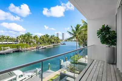 1011 W 48th St, Miami Beach, FL 33140 - Photo 21