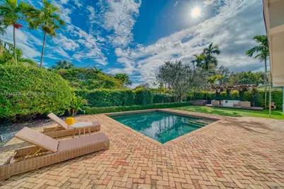 7621 SW 65th Pl #0, South Miami, FL 33143 - Photo 1