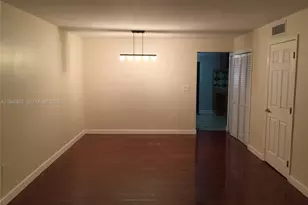 10033 SW 77th Ct, Miami, FL 33156 - Photo 3