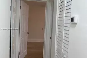 219 SW 9th Ave, Miami, FL 33130 - Photo 21