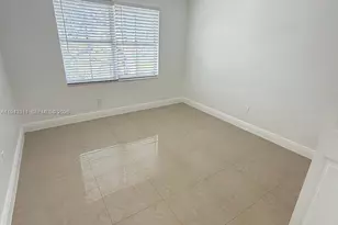 9640 NW 2nd St, Pembroke Pines, FL 33024 - Photo 11