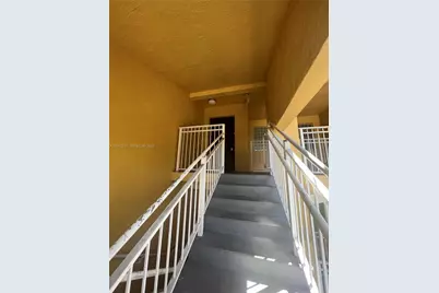 9640 NW 2 St #5-303, Pembroke Pines, FL 33024 - Photo 3