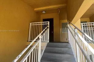 9640 NW 2nd St, Pembroke Pines, FL 33024 - Photo 3