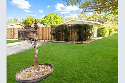 1864 SW 37th Ave, Fort Lauderdale, FL 33312 - Photo 3