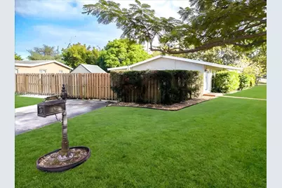 1864 SW 37th Ave, Fort Lauderdale, FL 33312 - Photo 77