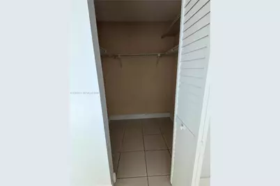 6551 NW 170th Ter, Hialeah, FL 33015 - Photo 19