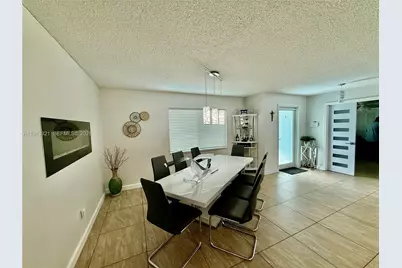 5921 SW 17th St, Plantation, FL 33317 - Photo 11