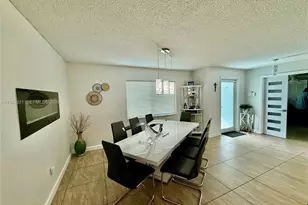 5921 SW 17th St, Plantation, FL 33317 - Photo 11