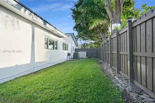5921 SW 17th St, Plantation, FL 33317 - Photo 51
