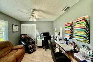5921 SW 17th St, Plantation, FL 33317 - Photo 29