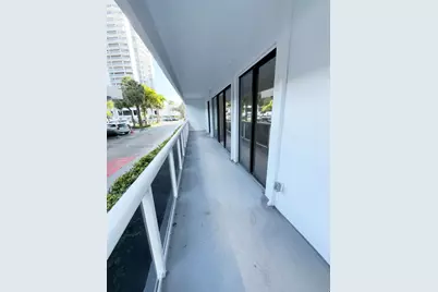 20505 E Country Club Dr #135, Aventura, FL 33180 - Photo 11