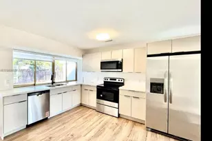 6729 Petunia Dr, Miramar, FL 33023 - Photo 3