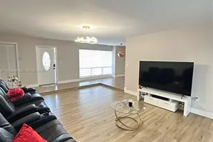 6729 Petunia Dr, Miramar, FL 33023 - Photo 5