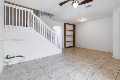 749 SE 32nd Ter #749, Homestead, FL 33033 - Photo 5