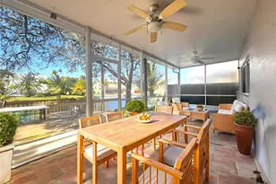 9875 Fairway Cove Ln, Plantation, FL 33324 - Photo 17