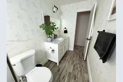 1059 Washington St, Hollywood, FL 33019 - Photo 19