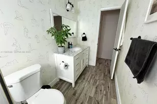 1059 Washington St, Hollywood, FL 33019 - Photo 17