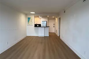 2020 NE 135th St, North Miami, FL 33181 - Photo 3