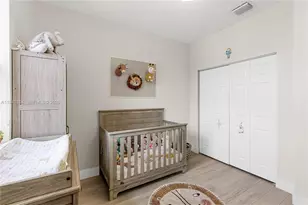 10653 W 32nd Ln, Hialeah, FL 33018 - Photo 21